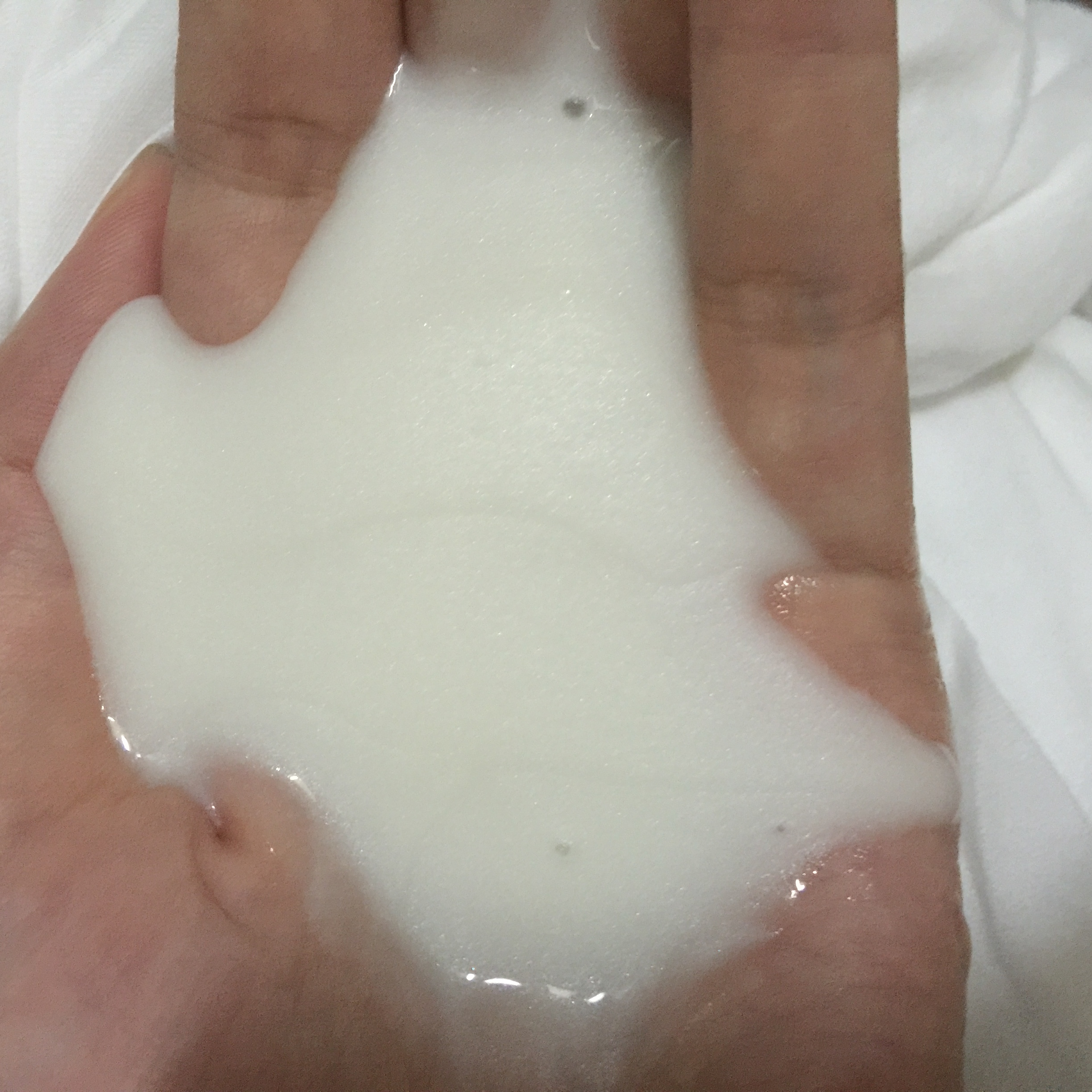 二甲基硅油乳液產(chǎn)品的更多應(yīng)用，為客戶提供解決方案